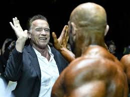 Pumping iron is a 1977 american docudrama about the world of professional bodybuilding, with a focus on the 1975 ifbb mr. Don T Forget Arnold Schwarzenegger Was Once A Cult 70s Marijuana Icon The Growthop