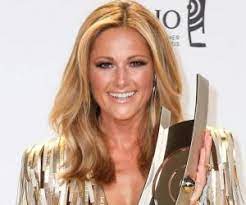 They soon found their way back to central europe, relocating to germany while fischer was still a youngster. Helene Fischer Biography Birthday Awards Facts About Helene Fischer