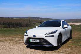 Mirai mirai of the future 未来のミライ mirai no mirai. Toyota Mirai 2021 Bewertung Das Wasserstoff Ratsel