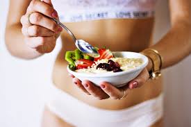 Branza cu paine,sau un iaurt cu 2 felii de paine,si un fruct. Dieta Cu Iaurt PÄƒreri Pro È™i Contra Cat PoÈ›i SlÄƒbi DacÄƒ O È›ii Cum Trebuie Impact