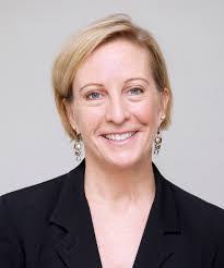 Elizabeth Arledge's Instagram, Twitter & Facebook