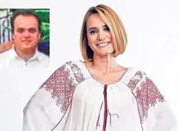 Lavinia petrea este una dintre cele mai frumoase prezentatoare de pe micile ecrane, dar și una dintre cele mai discrete. Paul Angelescu Romanica Blues