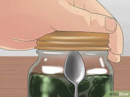 It fought hard, but in the end, i succumbed to handing it over to my husband, who insisted that i had inadvertently lo… 4 Ways To Open A Pickle Jar Wikihow