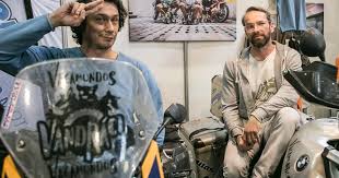 Pavel liška si se mnou dal sraz v jedné kavárně na vinohradech, kde se s lidmi zdraví na potkání, zjevně sem chodí celkem často. Krize Prisla Vandraci Pavel Liska A Jan Revai Se V Guatemale Rozdelili Kvuli Sporu O Snidani Ceske Budejovice