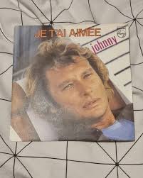 JOHNNY HALLYDAY " JE T'AI AIMÉE " Philips 6010 389 (SP 2 titres) EUR 1,00