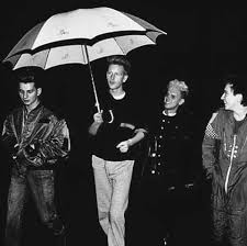 55 Me Gusta 2 Comentarios Andreas Noreen Depecheandy En Instagram Quot U L T R A Umbrella Quot Dave Gahan Depeche Mode Black Gloves
