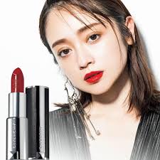 voce 安達祐実 の圧倒的存在感は唇にあり 見る人を一瞬で虜にする 女優 安達祐実さんと ジバンシイ 新ルージュのコラボ 美人度を上 佐々木希 メイク 安達祐実 口紅