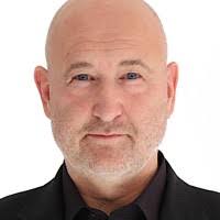 9 "Daniel Locher" profiles