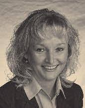 Holly Wessel's Instagram, Twitter & Facebook