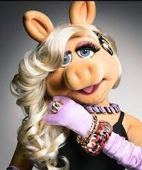 Pin By Perla Ponce On Cool Miss Piggy Miss Piggy Quotes Piggy