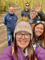 Just arrived in Ludlow, Chelsea thought she would take a bath before the  races tomorrow 😀