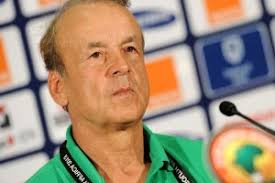 Photos: Ogun NYSC coordinator, others felicitate corpers saved from gory  accident