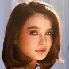 AngelCynn (@angel_cynn218)