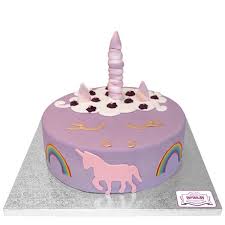 Einhorntorte Torte Mit Einhorn Online Bestellen Torten De