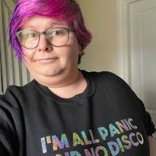 Lara Compton (@laracomps)