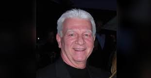 Dwight Stevenson's Instagram, Twitter & Facebook