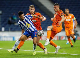 The ball evades every player but chiesa is. Porto Record First Win Over Sluggish Juventus