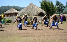 The arts and crafts in the rwandan culture mainly involve weaving baskets and mats with detailed designs. Ibyiwacu Cultural Village Visit Achieve Gorilla Tours