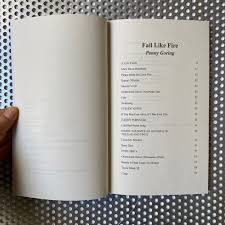 MOTTO DISTRIBUTION » poetry