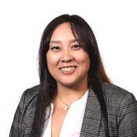 Ann Devault's Instagram, Twitter & Facebook