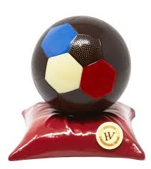 La Maison Hugo Victor S Invite A La Coupe Du Monde De Foot Feminin Foot Feminin Coupe Du Monde Coupe Du Monde Foot