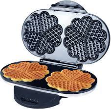It's removable, which can be useful for you during the cleaning. Zz Herz Waffle Maker Mit Antihaft Platte 1200 W Schwarz Silber Schwarz Silber Amazon De Home Kitchen