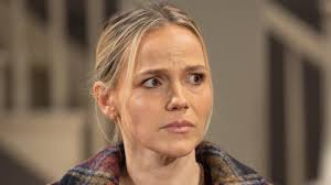 Valentin and Anna Go On Their First Official Date