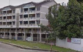 Melambangkan semangat mencintai alam sekitar warna kuning : Apartment Tanjung Puteri Resort Property For Sale On Carousell