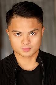 Justin Christopher's Instagram, Twitter & Facebook