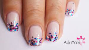 Como decorar unas naturales con glitters. Unas Con Glitter Nail Art Para Fiesta O Concierto Youtube