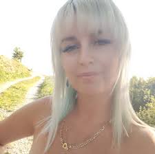 Dzień dobry, proszę o opinie o firmie „Tradycja Okien” Grybów oraz proszę o  ewentualne polecenie innych firm oferujących stolarkę okienna, dziękuje.