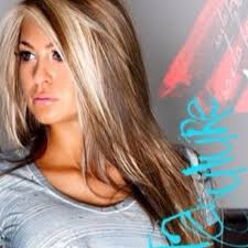 Hair Color Ideas Highlights Lowlights Love Her Hair Color Highlights And Lowlights The Beauty Thesis Hair Styles Long Hair Styles Hair Beauty