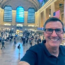 Take a look around at the #GraybarBuilding pre-builts with Larry Swiger of  @slgreen_realty. We have 40,000 square feet of turn-key ready offices  underway in sizes up to 11,000 square feet with high-end