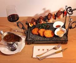 dieses mediterrane essen sieht kostlich aus meine frau und ich sind neugierig darauf einige neue gerichte auszupr mediterranes essen essen lebensmittel essen