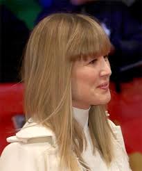 Rosamund Pike Hairstyles And Haircuts