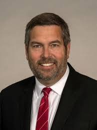 Robert Mccully's Instagram, Twitter & Facebook