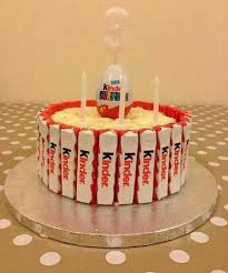 40 Gateaux D Anniversaire Pour Enfants Paperblog Gateau Anniversaire Enfant Gateau Anniversaire Gateau D Anniversaire Lego