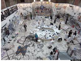 Here S Your Chance To Draw All Over The Walls Of A Famous Museum Experiential Art New Museum Nyc Art