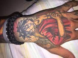 Connect with those that fit your style. Red Shankz Monkey D Ruffy Luffy Kindheitsheld Tattoo One Piece Tattoos Von Tattoo Bewertung De