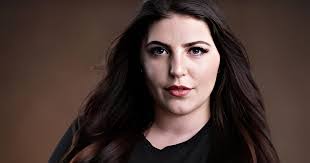 Amanda Solomon's Instagram, Twitter & Facebook