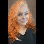 Ginger Hinton's Instagram, Twitter & Facebook