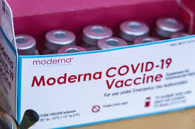 Moderna's vaccine, which was endorsed by fda staff tuesday, is more than 94% effective and safe enough to meet agency's bar for emergency use, according to the report. Moderna Mrna Covid 19 Vaccine U S Sending 1 5 Million Doses To Sri Lanka Bloomberg