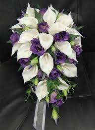 Calla Lilies Cascading Bouquets Silk Cascading Bouquets I Like The Drooping In T Flower Bouquet Wedding Purple Wedding Bouquets Calla Lily Bouquet Wedding