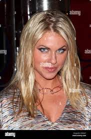 Michelle Hamburg's Instagram, Twitter & Facebook