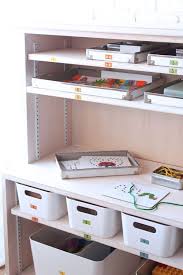 子どもが自分で片づけたくなる部屋づくりのコツ 窪田千紘フォトスタイリングwebマガジン klastyling 暮らす スタイリング powered by ライブドアブログ インテリア 収納 モンテッソーリ部屋 子供 おもちゃ 収納 リビング