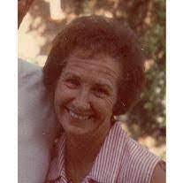 Lena Livingston's Instagram, Twitter & Facebook