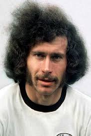 Nicknamed “Der Afro” for his big curly hair, Paul Breitner was a star player at an early age. He signed for Bayern Munich when he was nineteen in 1970 and ... - LEGENDS_021