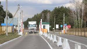Są wśród nich kobiety i dzieci. Bialorus Zamknela Prawie Wszystkie Granice Oficjalny Powod Pandemia Trans Info