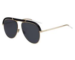 Lunette de soleil dior modèle so réal, couleurs noir et miroir (argenté), un peu rayé au dessus (voir photo 3) prix non négociable. Lunettes De Soleil De Christian Dior En Diordesertic 2m22k