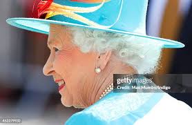 97 The Queen Visits Reading Railway Station Stock Photos, High-Res  Pictures, and Images